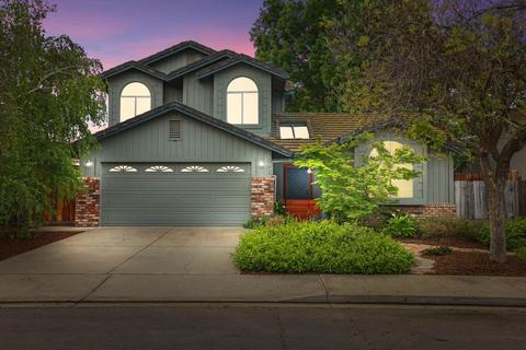 1062 W Springer Dr, Turlock, CA 95382 photo 2