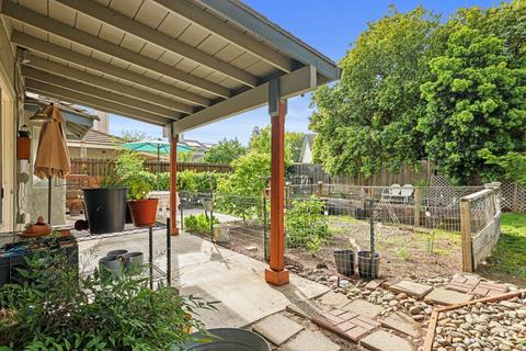 1062 W Springer Dr, Turlock, CA 95382 photo 37