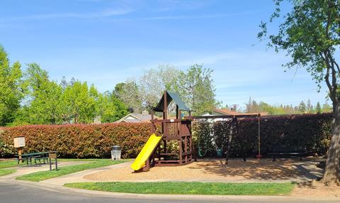 5208 Whisper Oaks Ln, Carmichael, CA 95608 photo 44