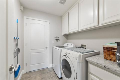 5208 Whisper Oaks Ln, Carmichael, CA 95608 photo 25