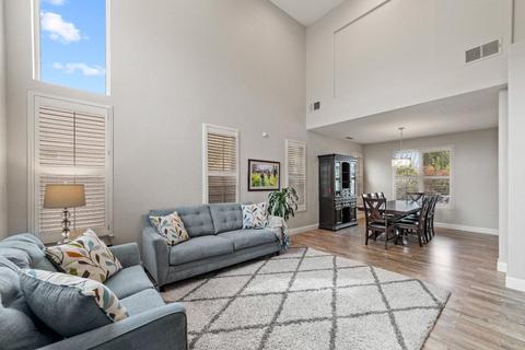 5208 Whisper Oaks Ln, Carmichael, CA 95608 photo 8