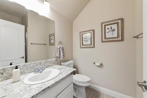 5208 Whisper Oaks Ln, Carmichael, CA 95608 photo 23
