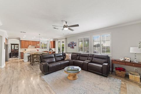 5208 Whisper Oaks Ln, Carmichael, CA 95608 photo 14
