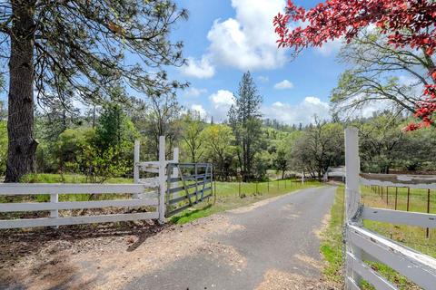 8101 Mountain Mdw, Mountain Ranch, CA 95246 photo 51