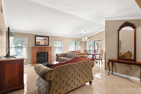 806 Susan St, Patterson, CA 95363 photo 7