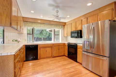 6406 Sandstone St, Carmichael, CA 95608 photo 18