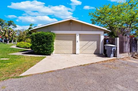 6952 3rd St, Riverbank, CA 95367 photo 5