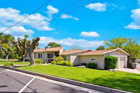 6952 3rd St, Riverbank, CA 95367 photo 4
