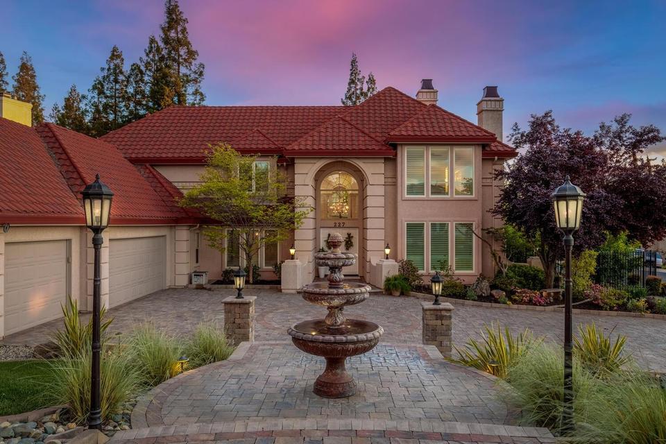 227 American River Canyon Dr, Folsom, CA 95630 99 Photos MLS