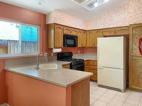 8132 Pinefield, Antelope, CA 95843 photo 5