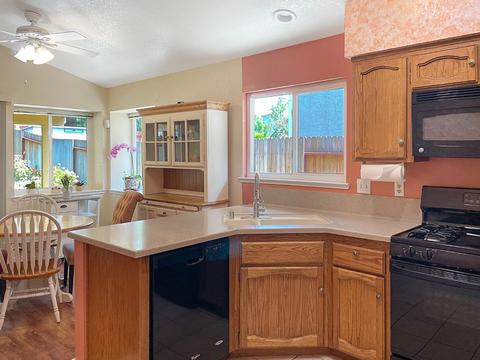 8132 Pinefield, Antelope, CA 95843 photo 9