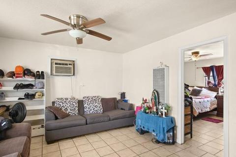 328 Pecos Ave, Modesto, CA 95351 photo 3