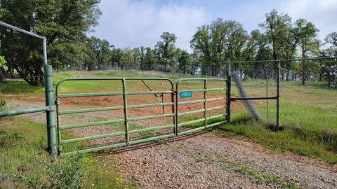 19250 Perimeter Rd, Grass Valley, CA 95949 photo 2