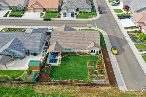 714 Need Ct, Galt, CA 95632 photo 14