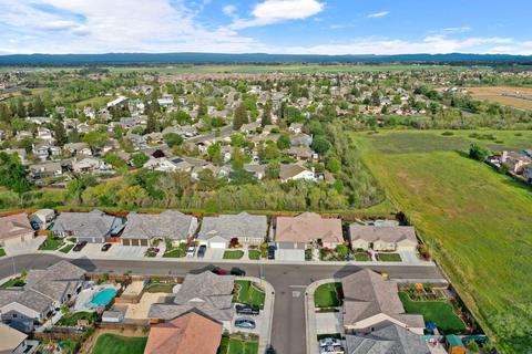 714 Need Ct, Galt, CA 95632 photo 15