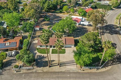 15923 Madrid Ct, Tracy, CA 95304 photo 2