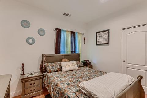 311 E Pine St, Lodi, CA 95240 photo 6