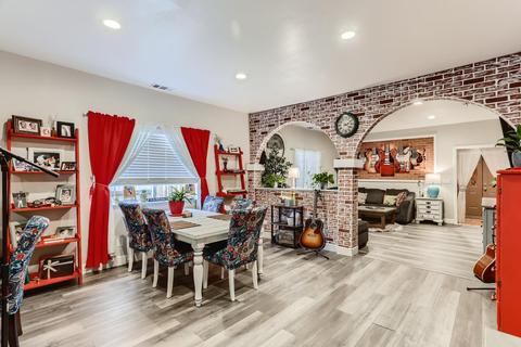 311 E Pine St, Lodi, CA 95240 photo 10
