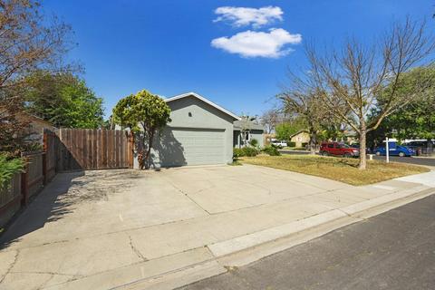 2105 Estep Dr, Modesto, CA 95350 photo 3