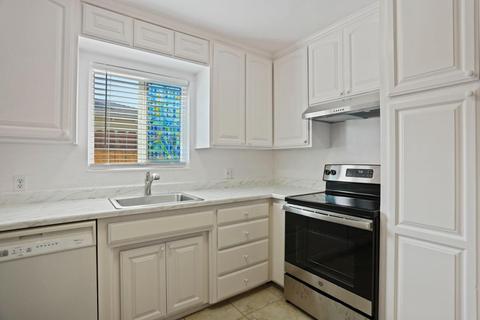 2105 Estep Dr, Modesto, CA 95350 photo 9