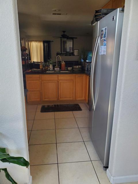 1120 Moonlight Dr, Ceres, CA 95307 photo 4