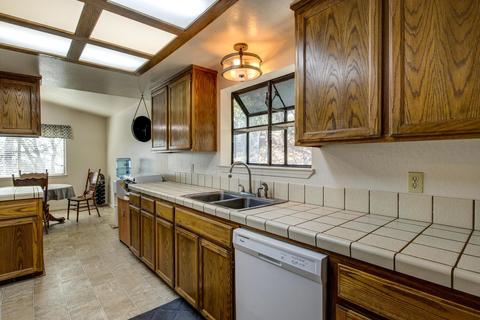 21745 El Puma Cir, Sonora, CA 95370 photo 11