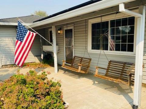 4345 Twain Dr, Olivehurst, CA 95961 photo 2