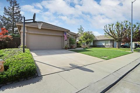 711 Black Oak Way, Lodi, CA 95242 photo 2
