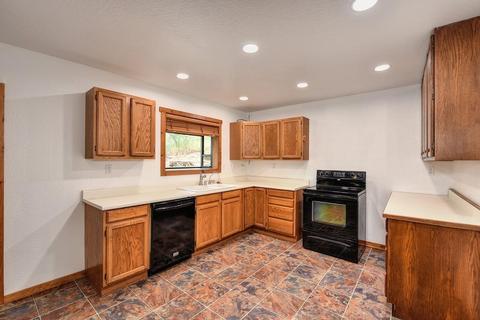 630 Sierra St, Jackson, CA 95642 photo 23