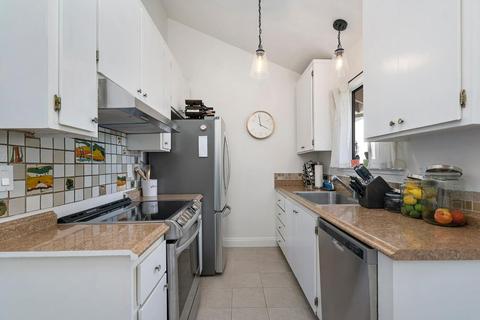 2105 E 8th St, Davis, CA 95618 photo 5