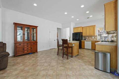 946 Mandeville St, Manteca, CA 95337 photo 15