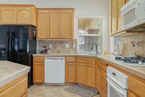 946 Mandeville St, Manteca, CA 95337 photo 12