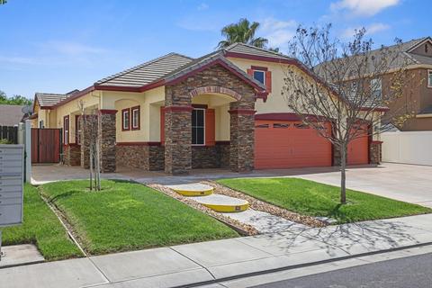 946 Mandeville St, Manteca, CA 95337 photo 4