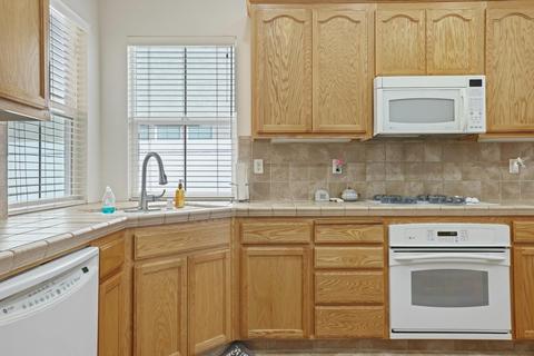 946 Mandeville St, Manteca, CA 95337 photo 13