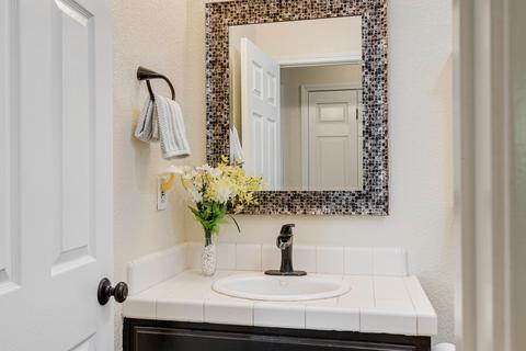 1860 Wren Ct, Lodi, CA 95240 photo 18
