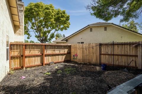 1860 Wren Ct, Lodi, CA 95240 photo 28