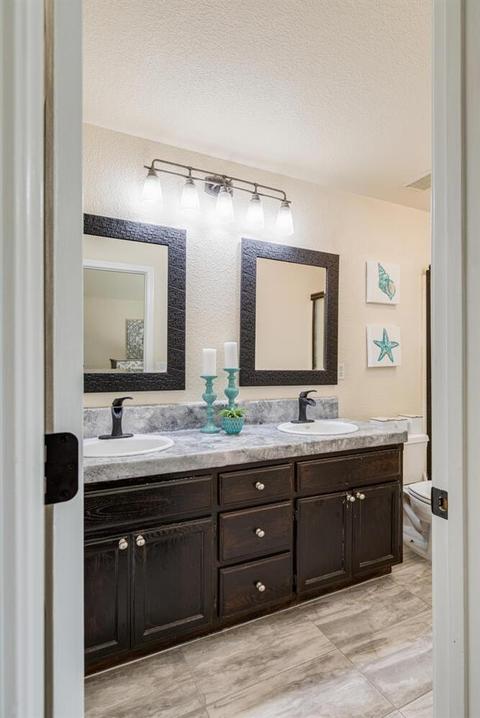 1860 Wren Ct, Lodi, CA 95240 photo 11