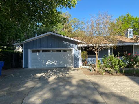 114 Sunset Ct, Patterson, CA 95363 photo 2