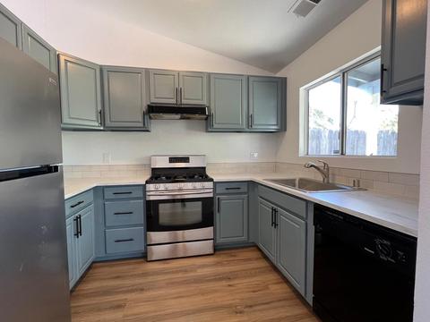1733 Chesapeake Ave, Modesto, CA 95358 photo 12