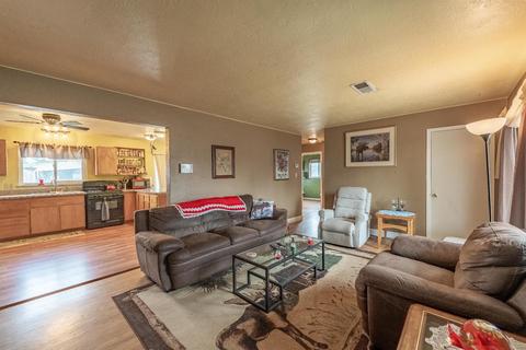 405 Lupton St, Manteca, CA 95337 photo 4