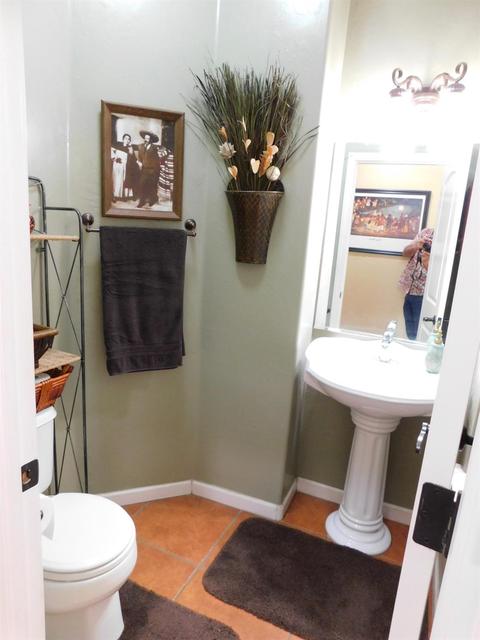 72 Hupp, Planada, CA 95365 photo 39