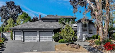 1733 Timberlake Cir, Lodi, CA 95242 photo 1