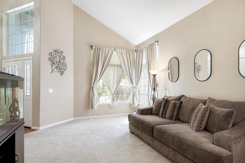 8025 Arum Pl, Antelope, CA 95843 photo 7