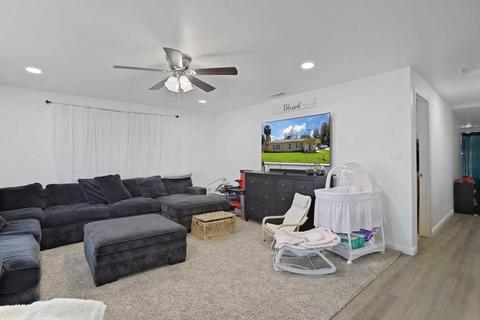 238 W 4th St, Ripon, CA 95366 photo 5