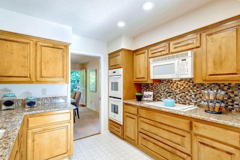 1240 Los Rios Dr, Carmichael, CA 95608 photo 15