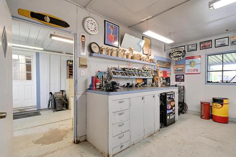 3320 Garfield Ave, Carmichael, CA 95608 photo 19