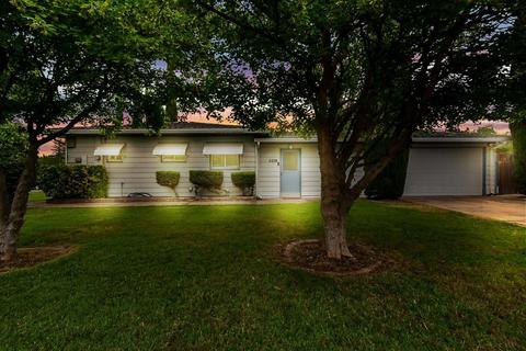 3320 Garfield Ave, Carmichael, CA 95608 photo 1