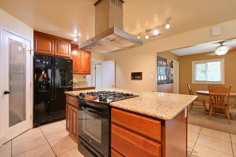 3320 Garfield Ave, Carmichael, CA 95608 photo 5