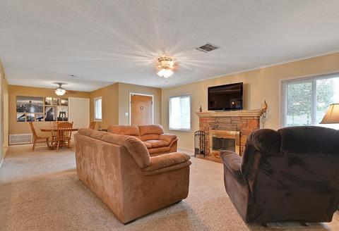 3320 Garfield Ave, Carmichael, CA 95608 photo 11