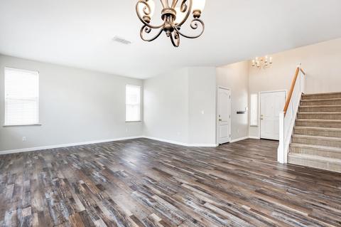 5427 Harston Ct, Antelope, CA 95843 photo 2